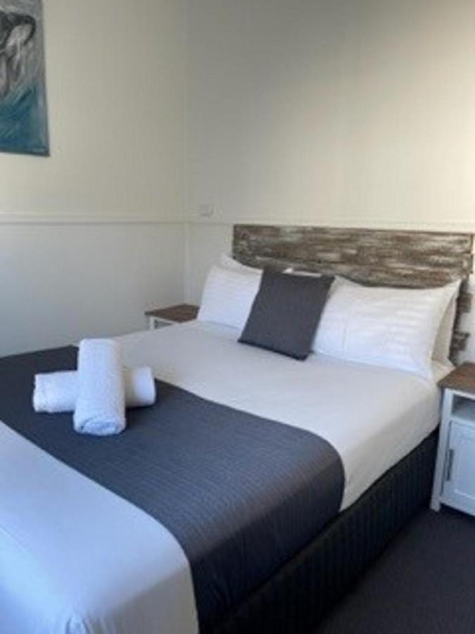 Busselton Jetty Chalets מראה חיצוני תמונה
