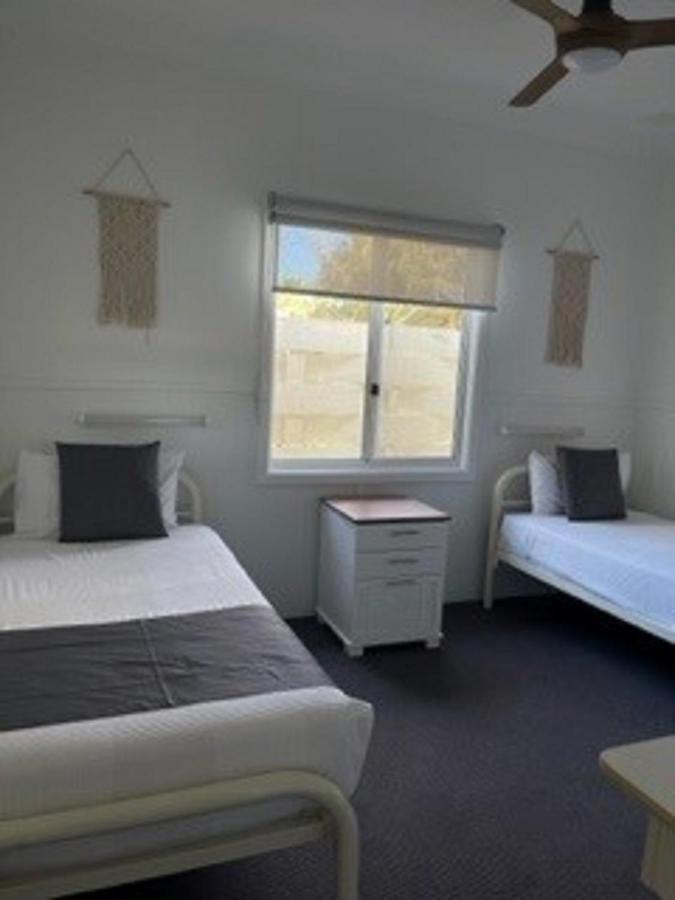 Busselton Jetty Chalets מראה חיצוני תמונה