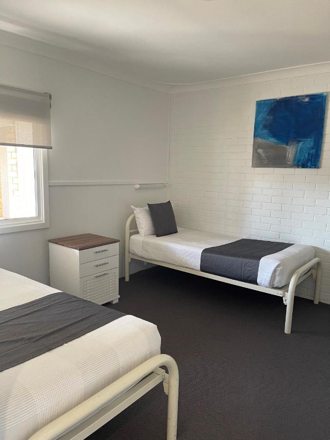 Busselton Jetty Chalets מראה חיצוני תמונה