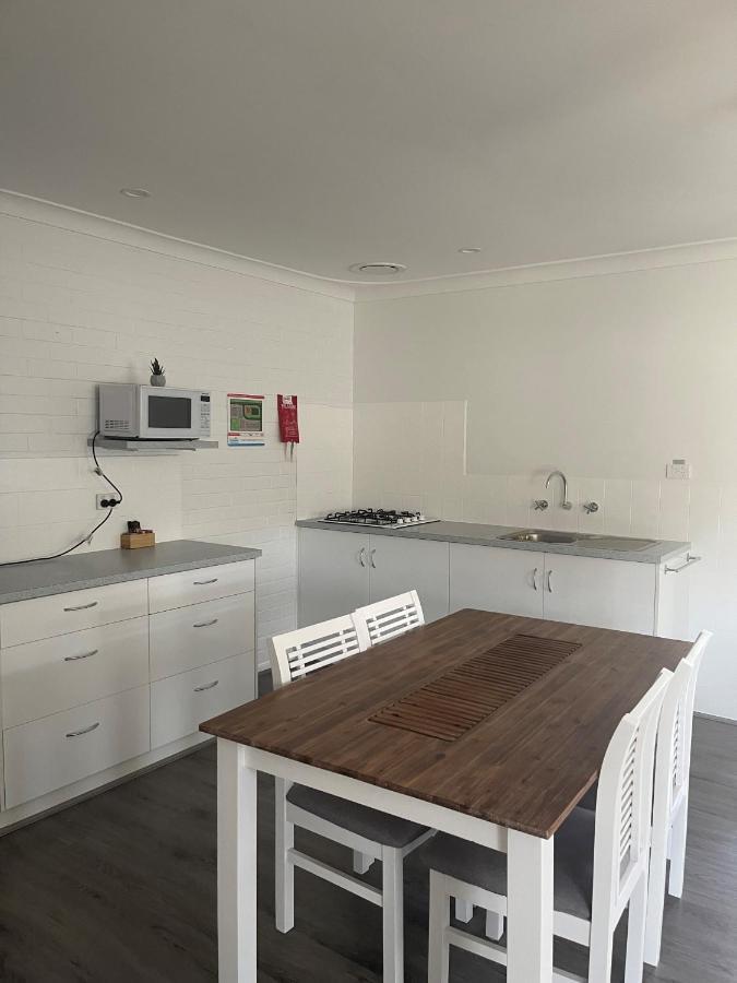Busselton Jetty Chalets מראה חיצוני תמונה