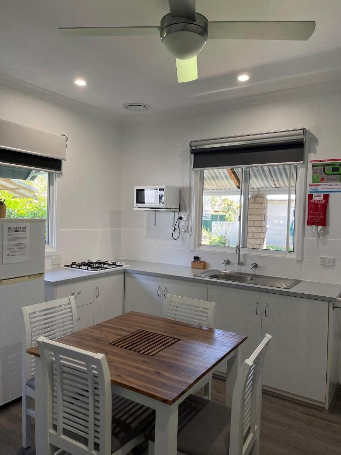 Busselton Jetty Chalets מראה חיצוני תמונה