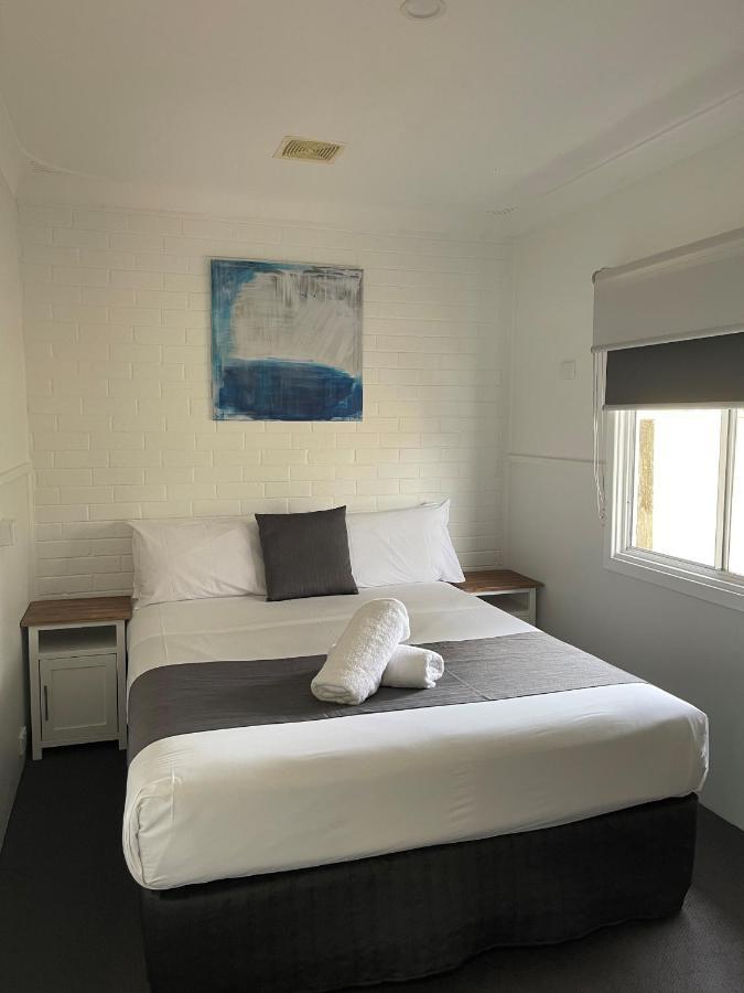 Busselton Jetty Chalets מראה חיצוני תמונה