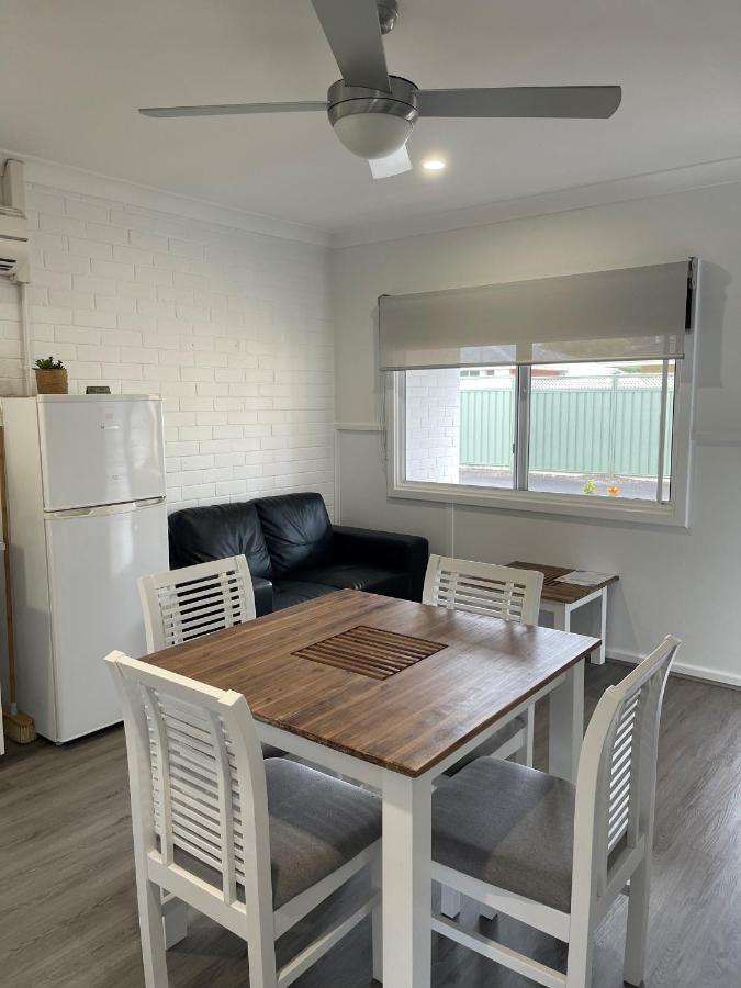 Busselton Jetty Chalets מראה חיצוני תמונה