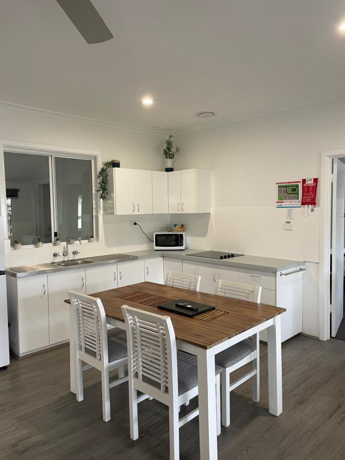 Busselton Jetty Chalets מראה חיצוני תמונה